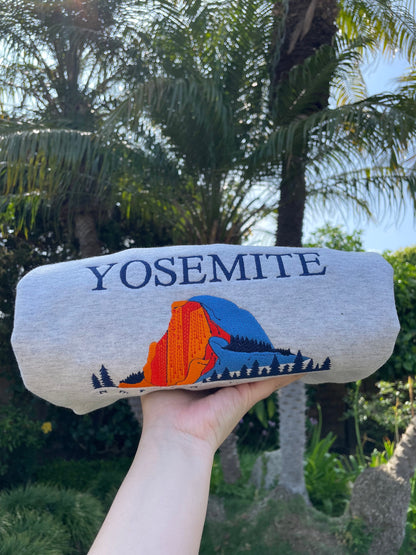Embroidered yosemite national park crewneck — Adventurelust