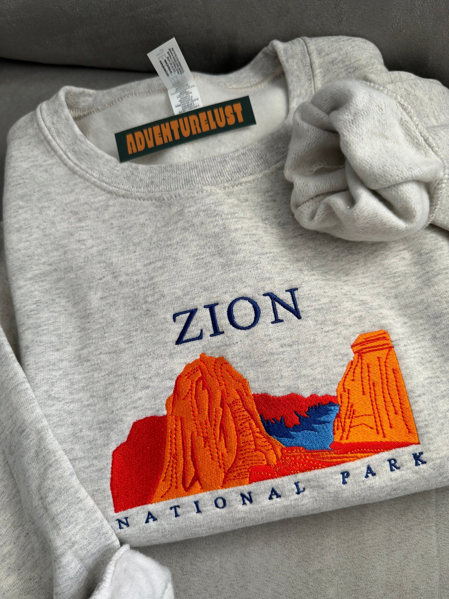 Embroidered zion national park crewneck — Adventurelust